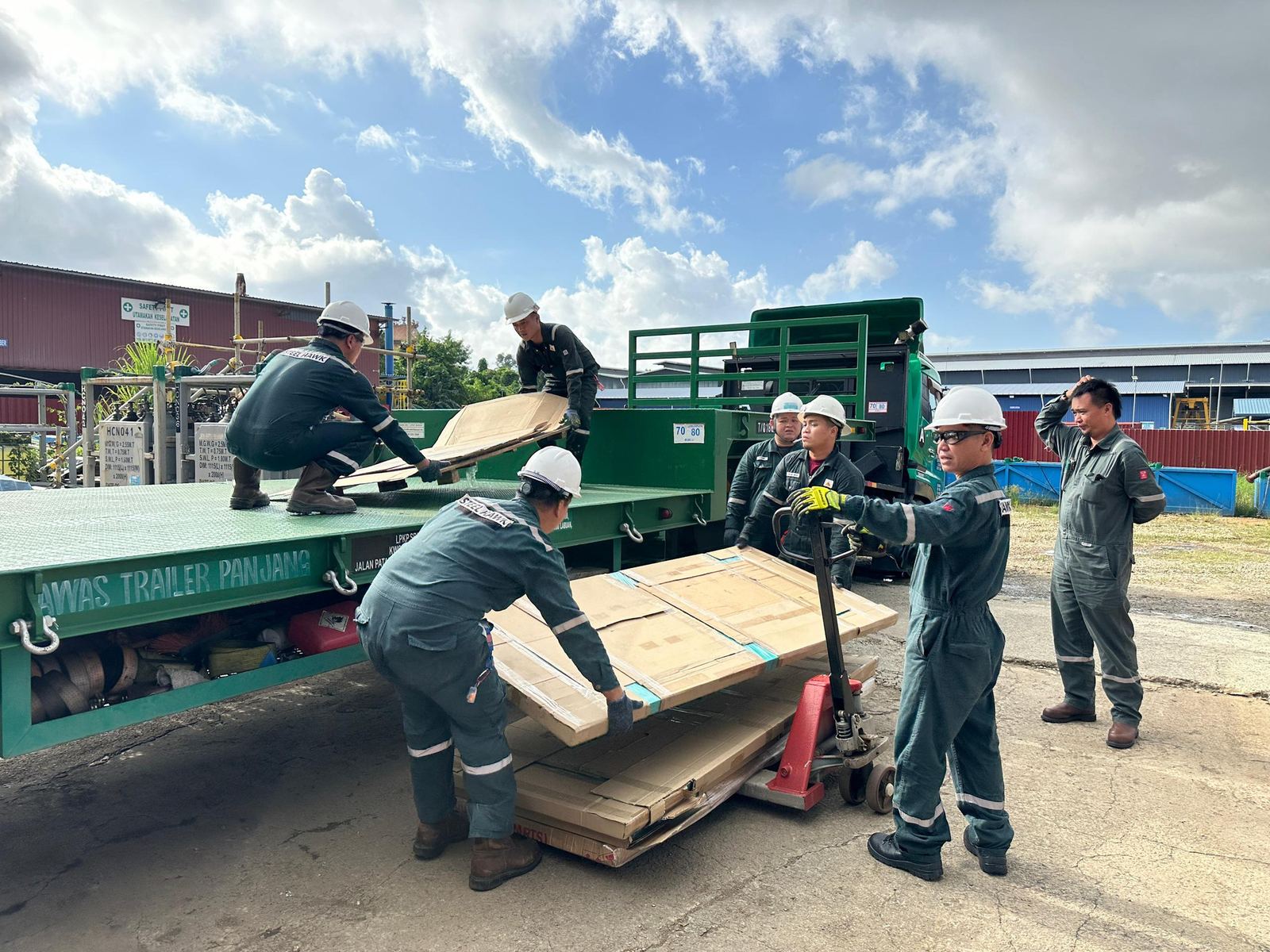 Site logistics and loading